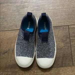 People shoes Size 11c